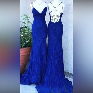 Sheath/Column Lace V-neck Sleeveless Sweep/Brush Train Dresses